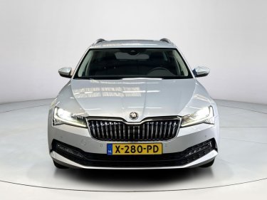 Foto van Škoda Superb Combi